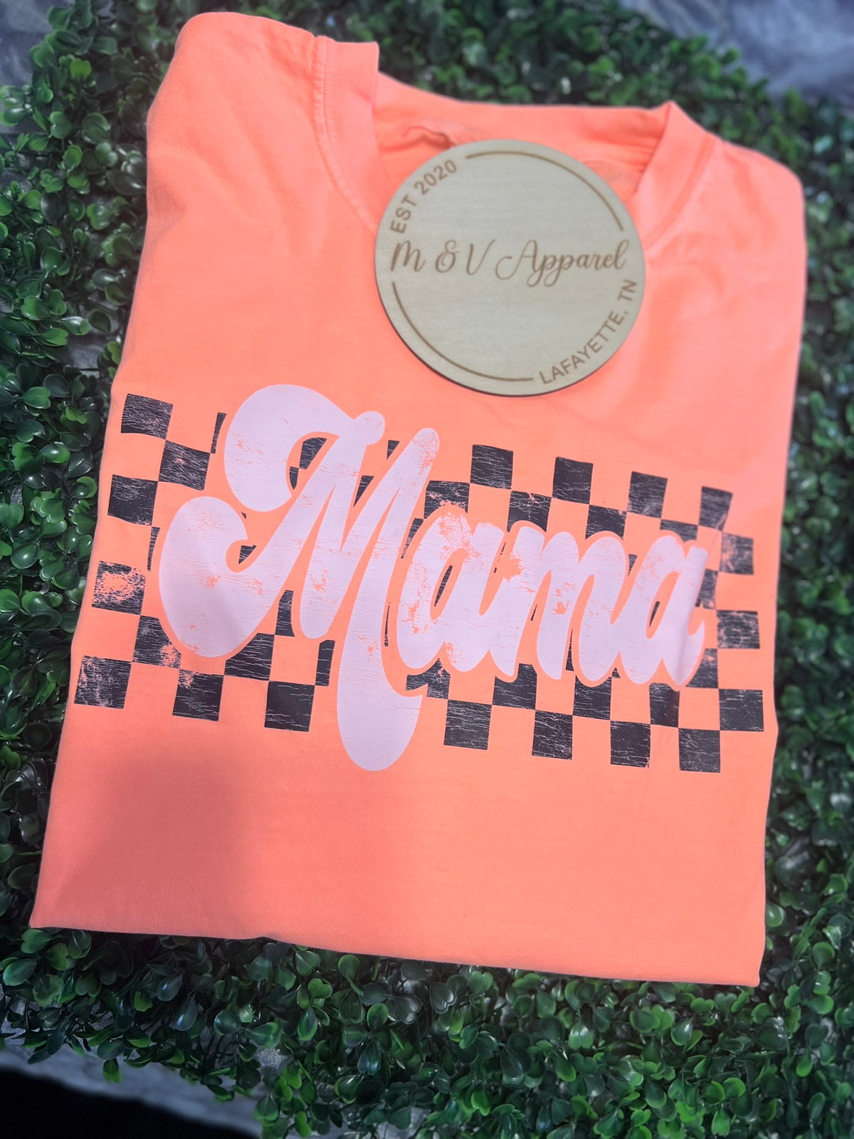 Mama Checkred Tee