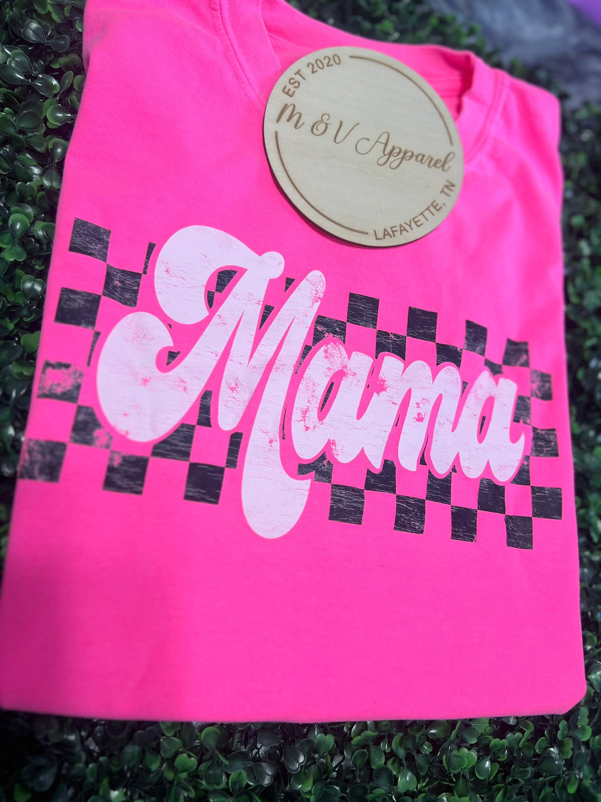 Mama Checkred Tee