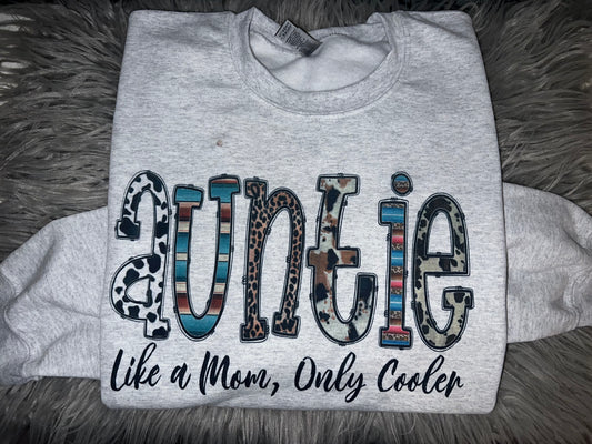 Auntie crewneck